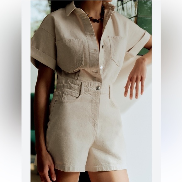 Zara Pants - NEW Zara Short Demin Jumpsuit Z1975 White Size Small NWT